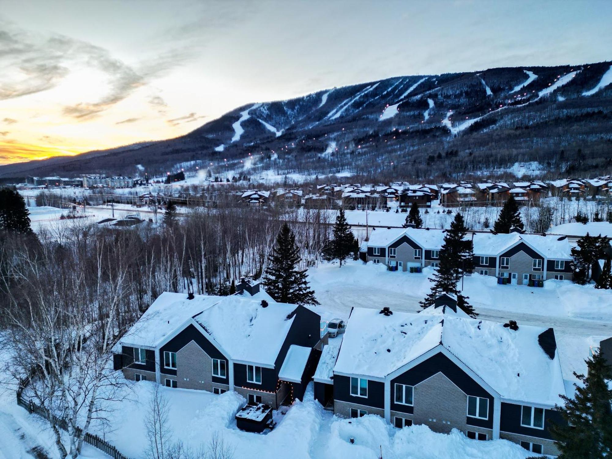 Chalets Montmorency Mont-Sainte-Anne Exterior foto